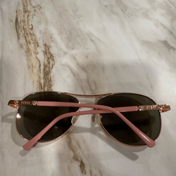 Pink Guess Aviator Style Sunglasses - Picture 2 of 3